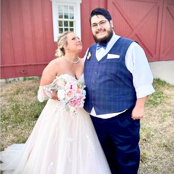 Meet your Posher, Heather - Picture 7 of 9